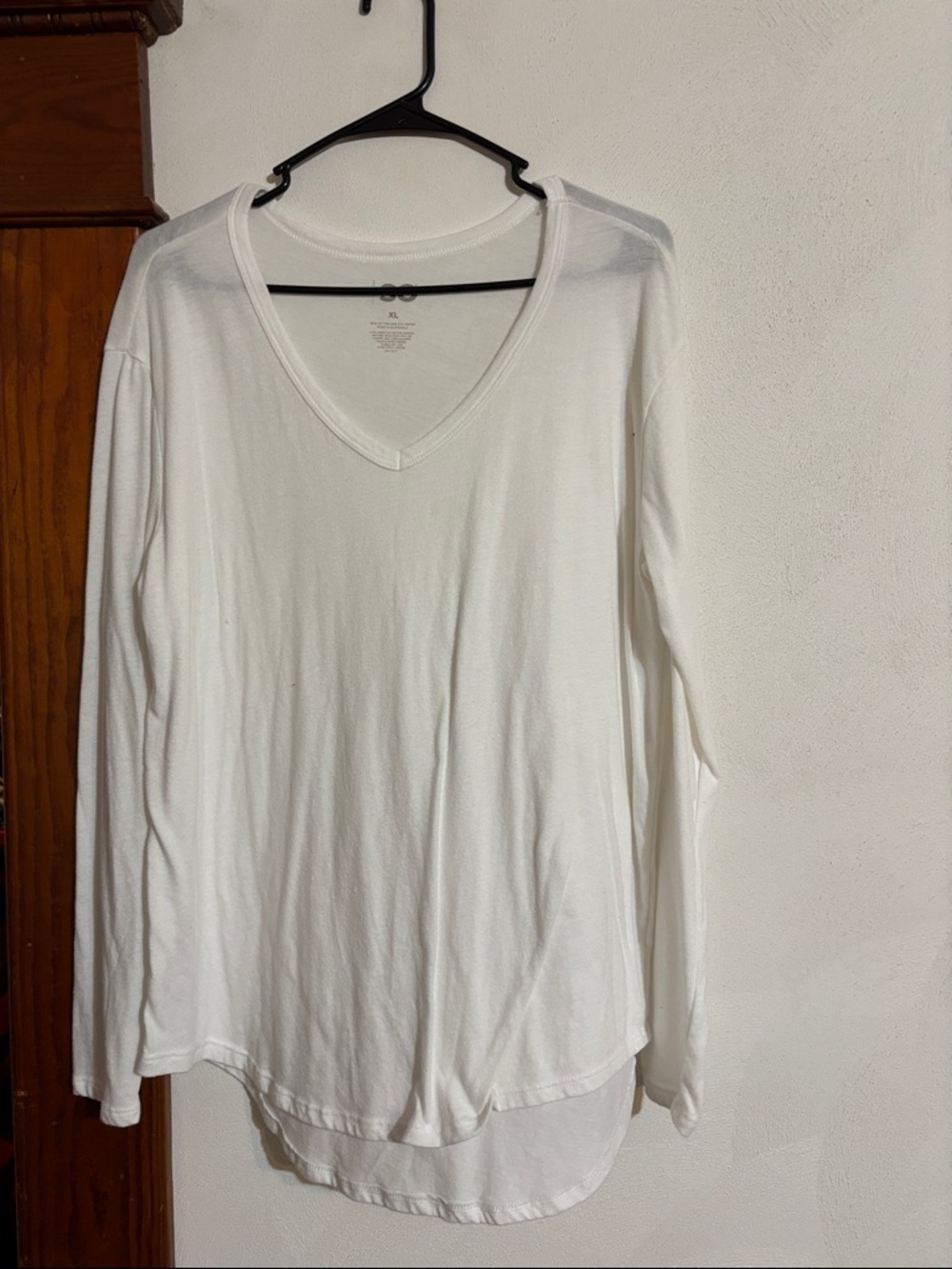 SO White V-Neck Long Sleeve Tee Top